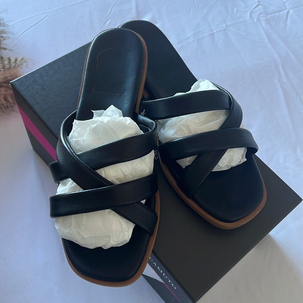 Vince Camuto leather sandals